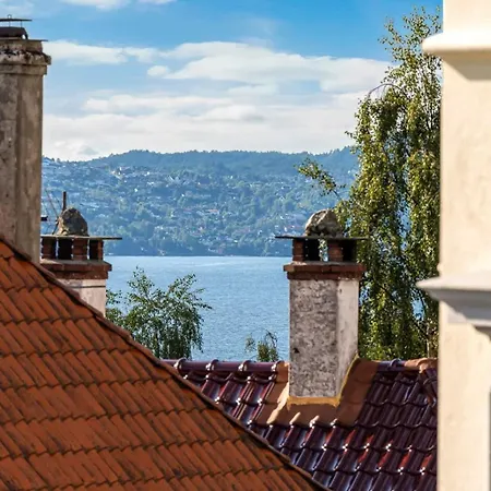 Apartment Gp33 - Historic - View