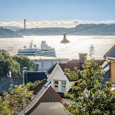 Gp33 - Historic - View * Bergen